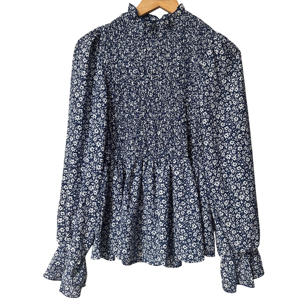 Francesca's Mi Ami Women's Blouse XS Longsleeve Keyhole Floral Navy Smocked EUC